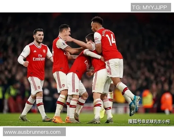 足球343战术解析与应用探讨助力球队提升竞技水平